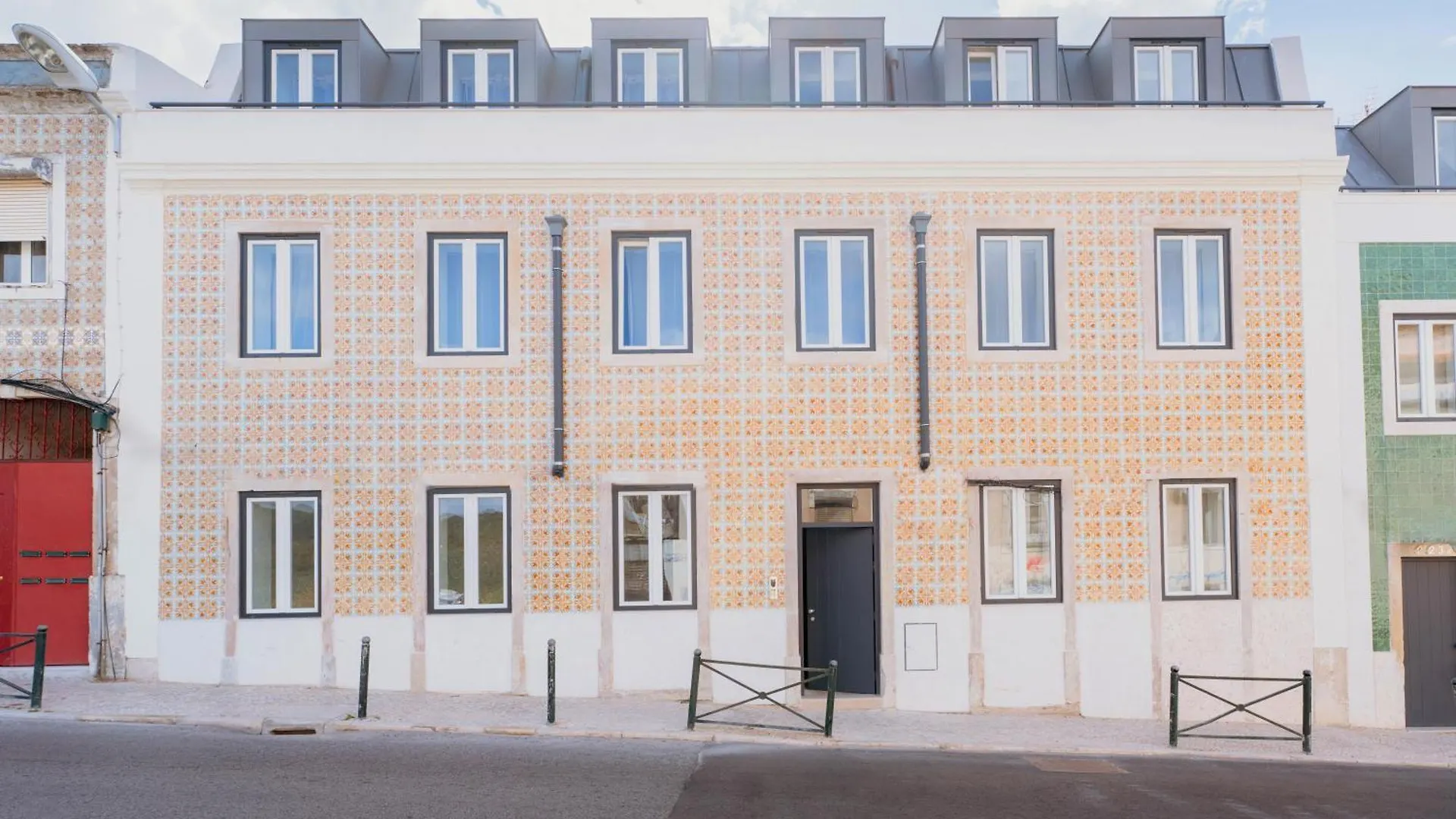 Mary Orange - No 236 1E - Sophisticated Two-Bedroom Getaway Lisbon 0*,  Portugal