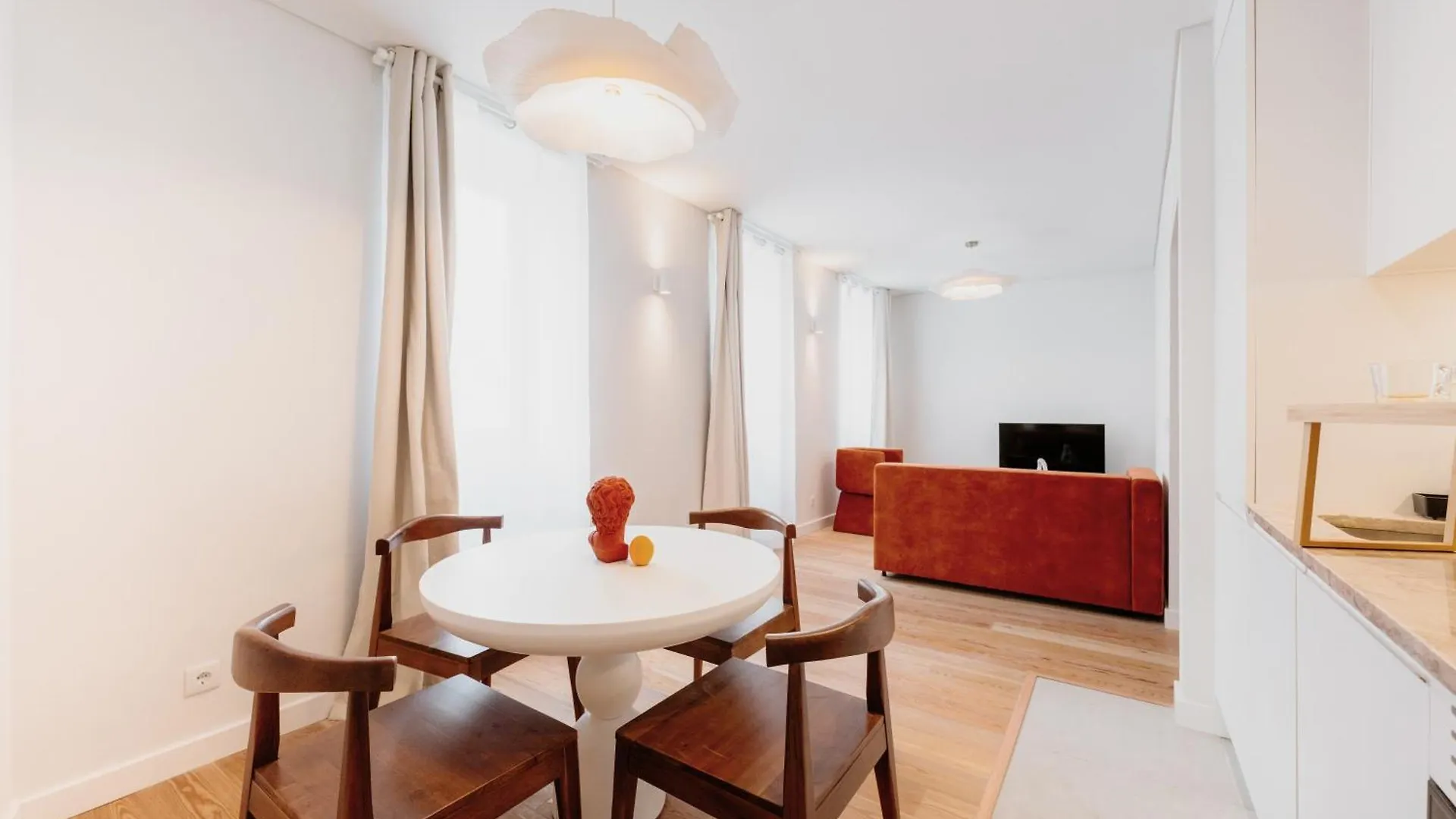 Mary Orange - No 236 1E - Sophisticated Two-Bedroom Getaway Lisbon 0*,  Portugal